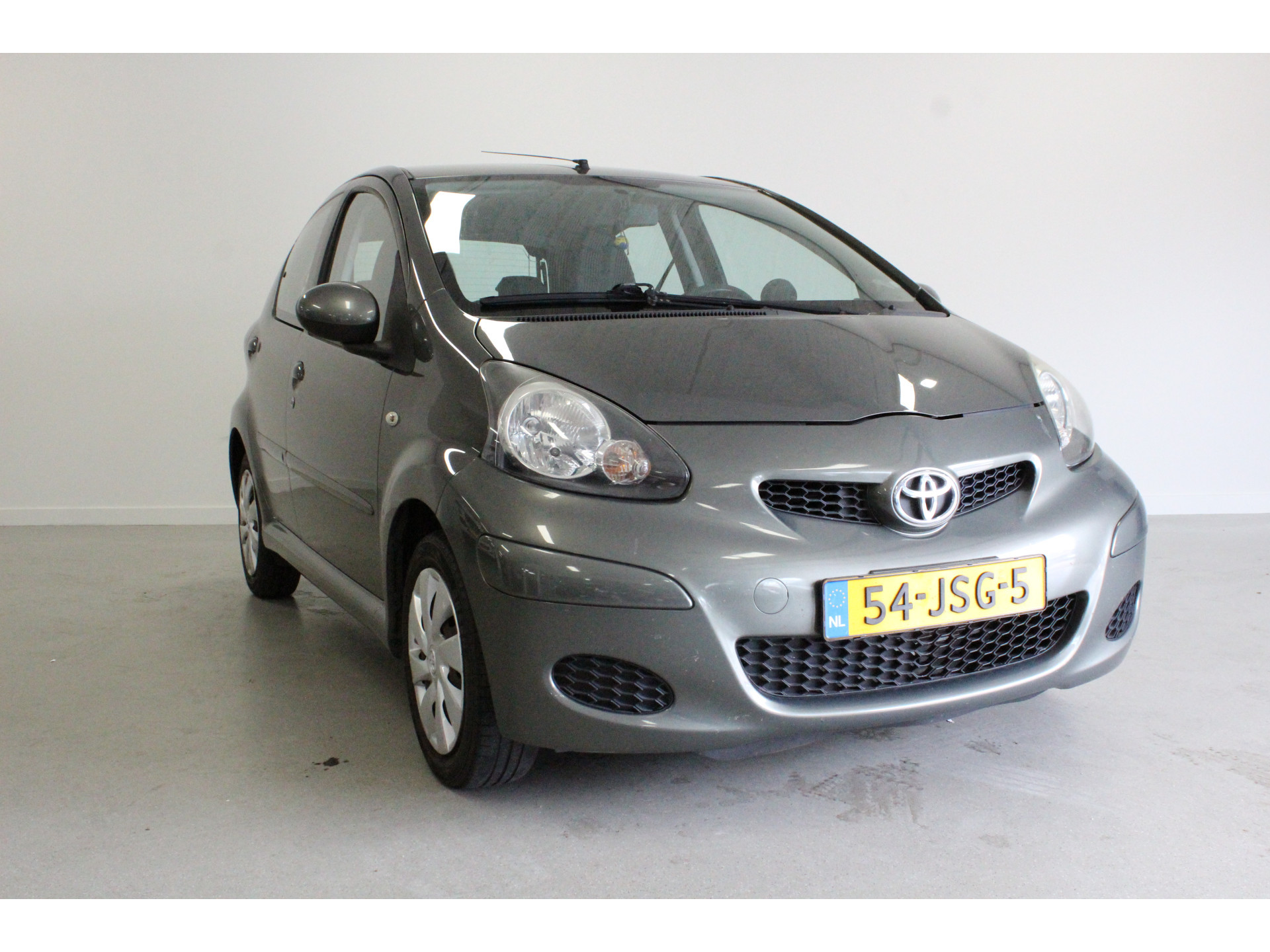 1.0-12V | NIEUWE APK | 5DEUR | AIRCO | ELEK-RAMEN |