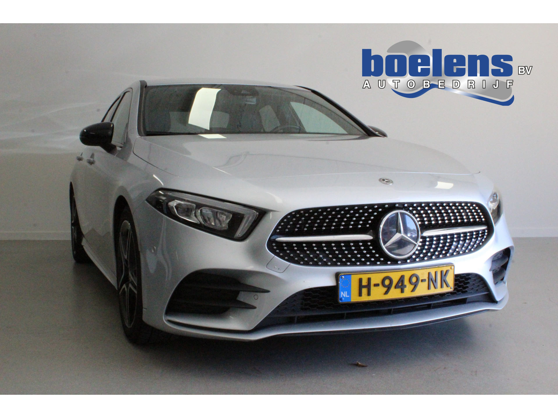 180 Business Solution AMG | NL-AUTO+N.A.P! | CARPLAY | D-GLAS | CLIMA | PDC-V/A | CAMERA | 18'LMV | LED |