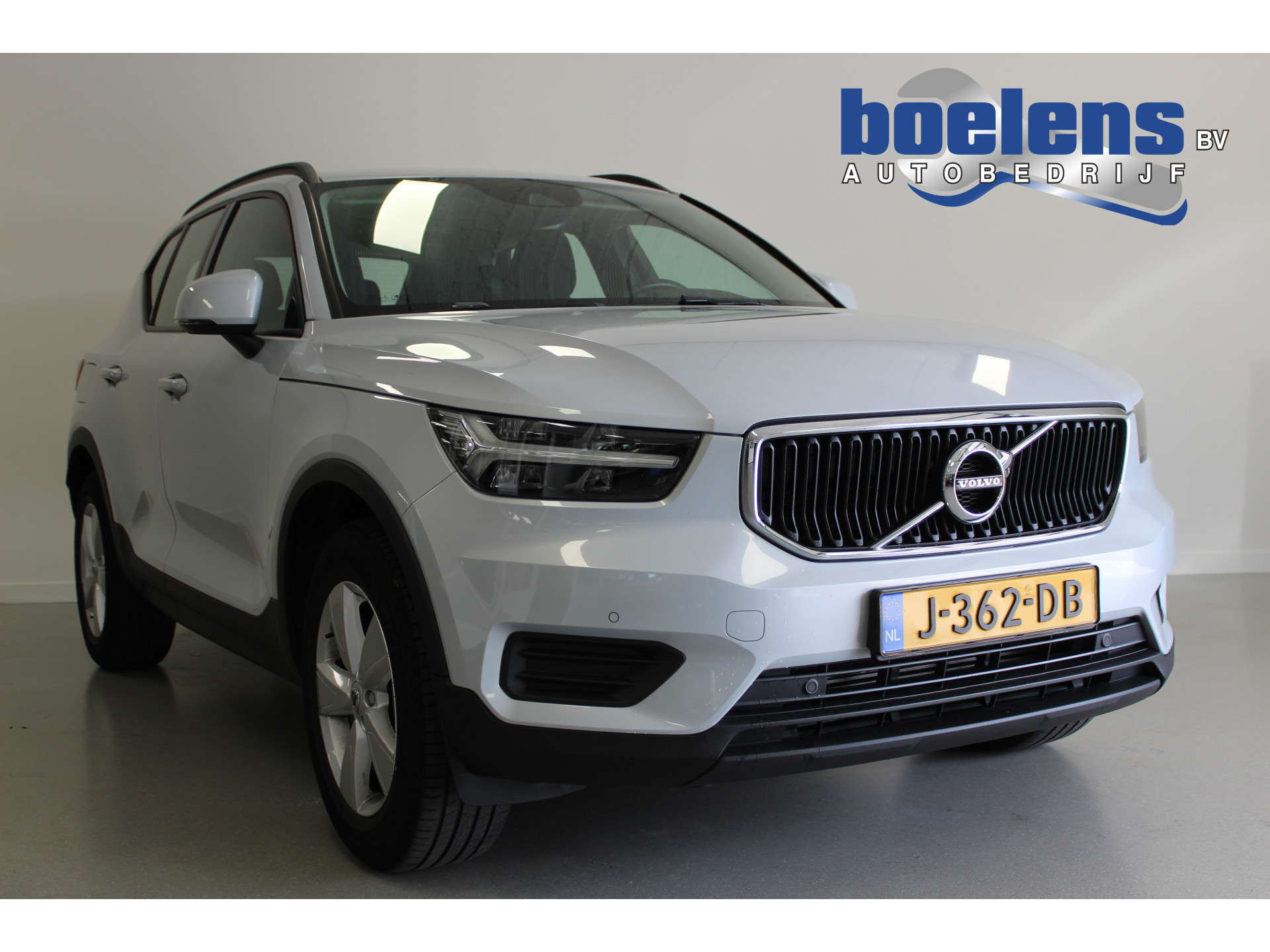 1.5 T2 Momentum Core | WEGKL-TRHAAK | CLIMA | STOEL/STUUR-VERW | CAMERA | NAVI | DAB-RADIO |