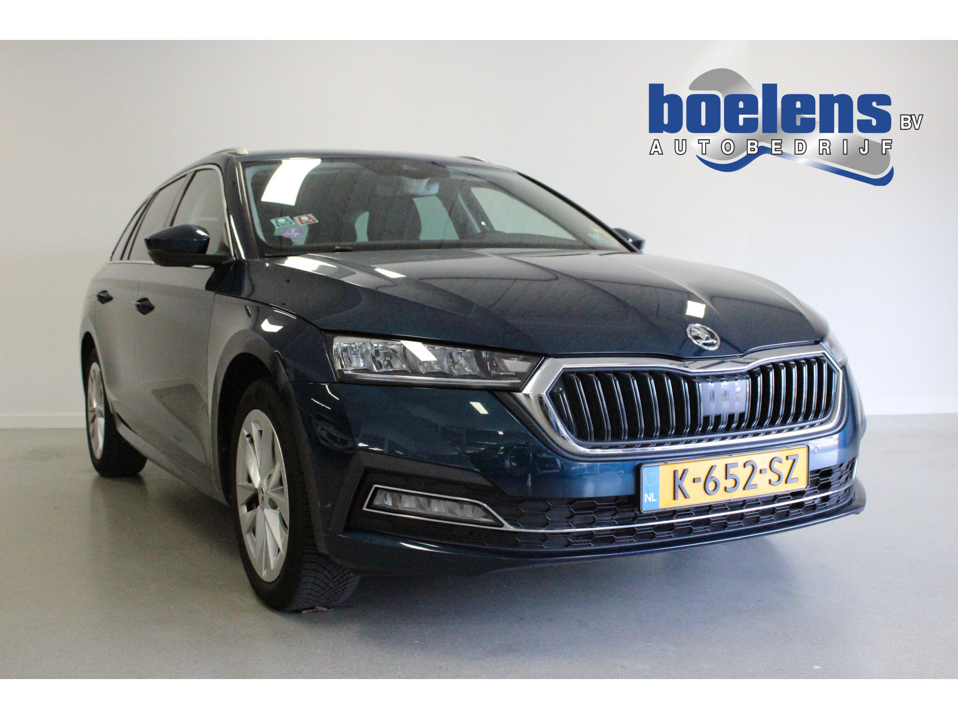 Combi 1.0 TSI Business Edition | AFN-TRHAAK | CLIMA | STOEL-VERW | DAB | CARPLAY | E-KLEP | PDC | CRUISE |