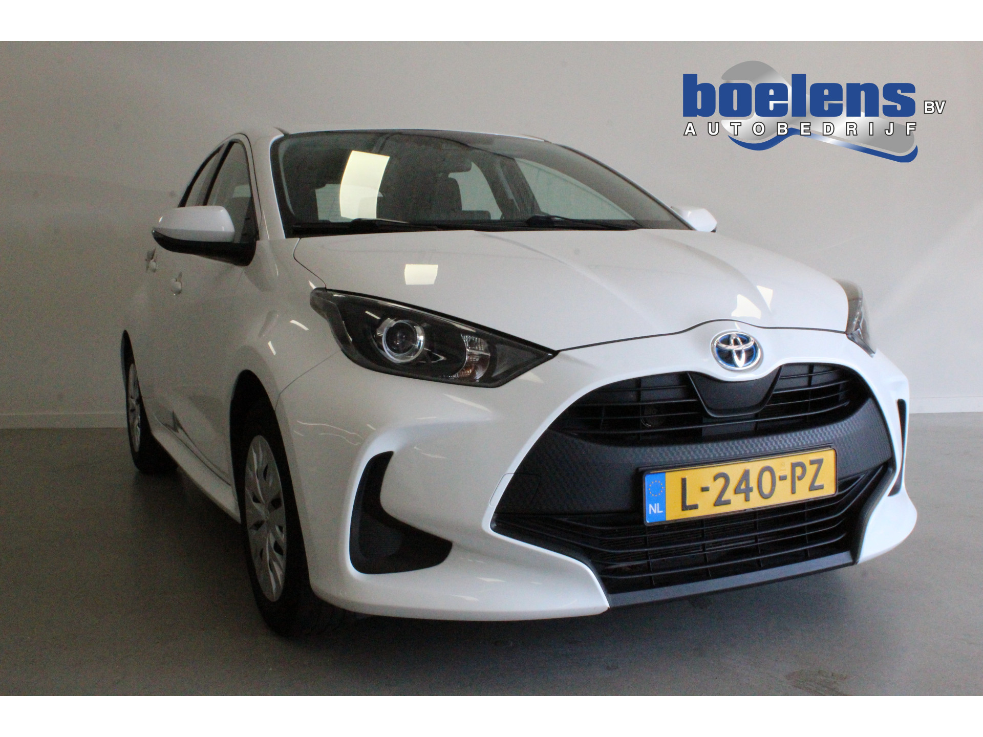 1.5 Hybrid Active | CAMERA | DAB-RADIO | CARPLAY | ELEK-RAMEN | CLIMA | CRUISE | LANE-ASSIST |