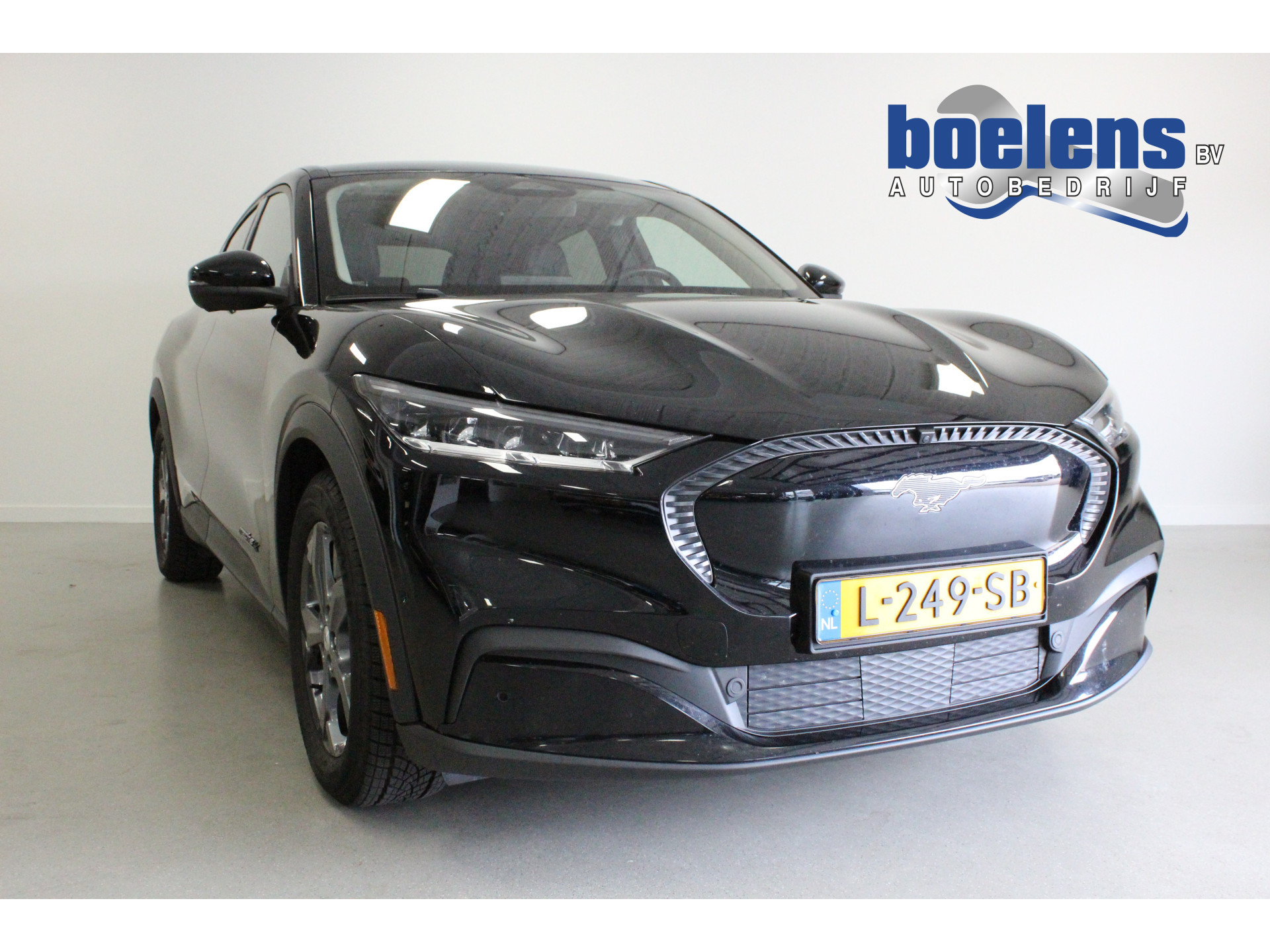 Mach-E Extended RWD 98 kWh | CAMERA | DAB-RADIO | CLIMA | STOEL+STUUR/VERW | LED | 18'LMV | NAVIGATIE |
