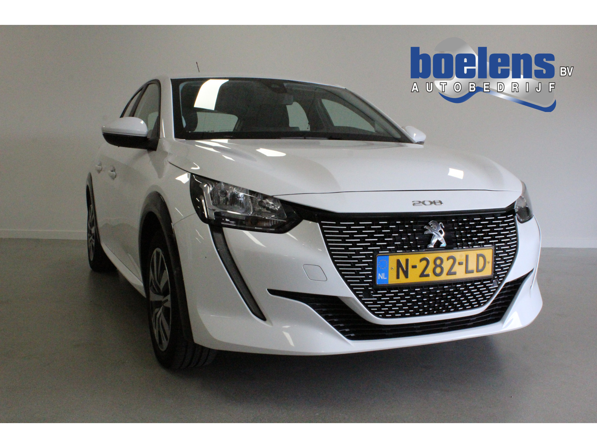EV Active 50 kWh | BIANCA-WHITE | KEYLESS | CRUISE | LANE-ASSIST | CLIMA | DAB-RADIO |