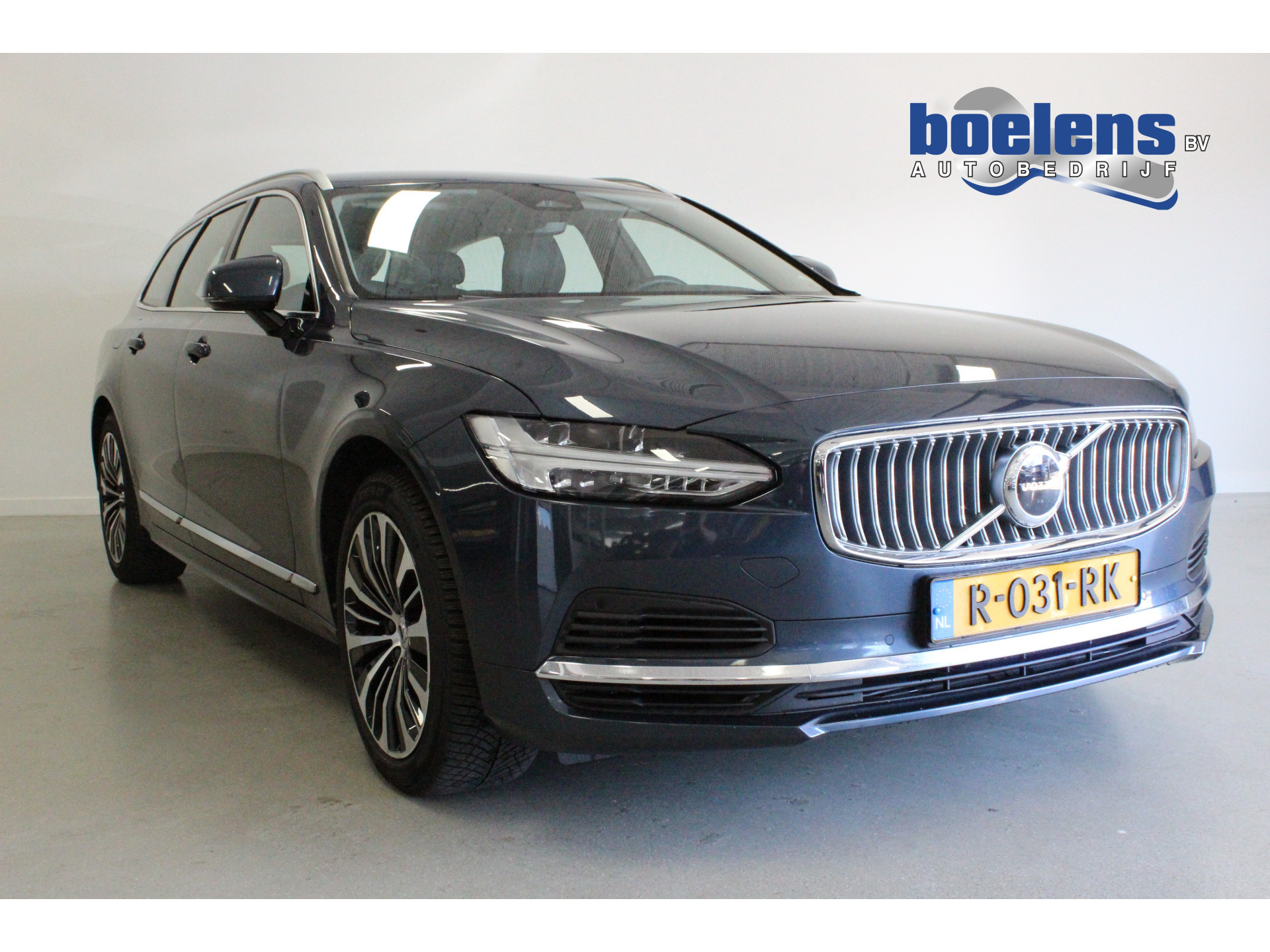 2.0 T6 Plug-in hybrid AWD Core Bright | ACC | STOEL+STUUR/VERW | CARPLAY | 18'LMV | BLINDSPOT | CAMERA | PDC |