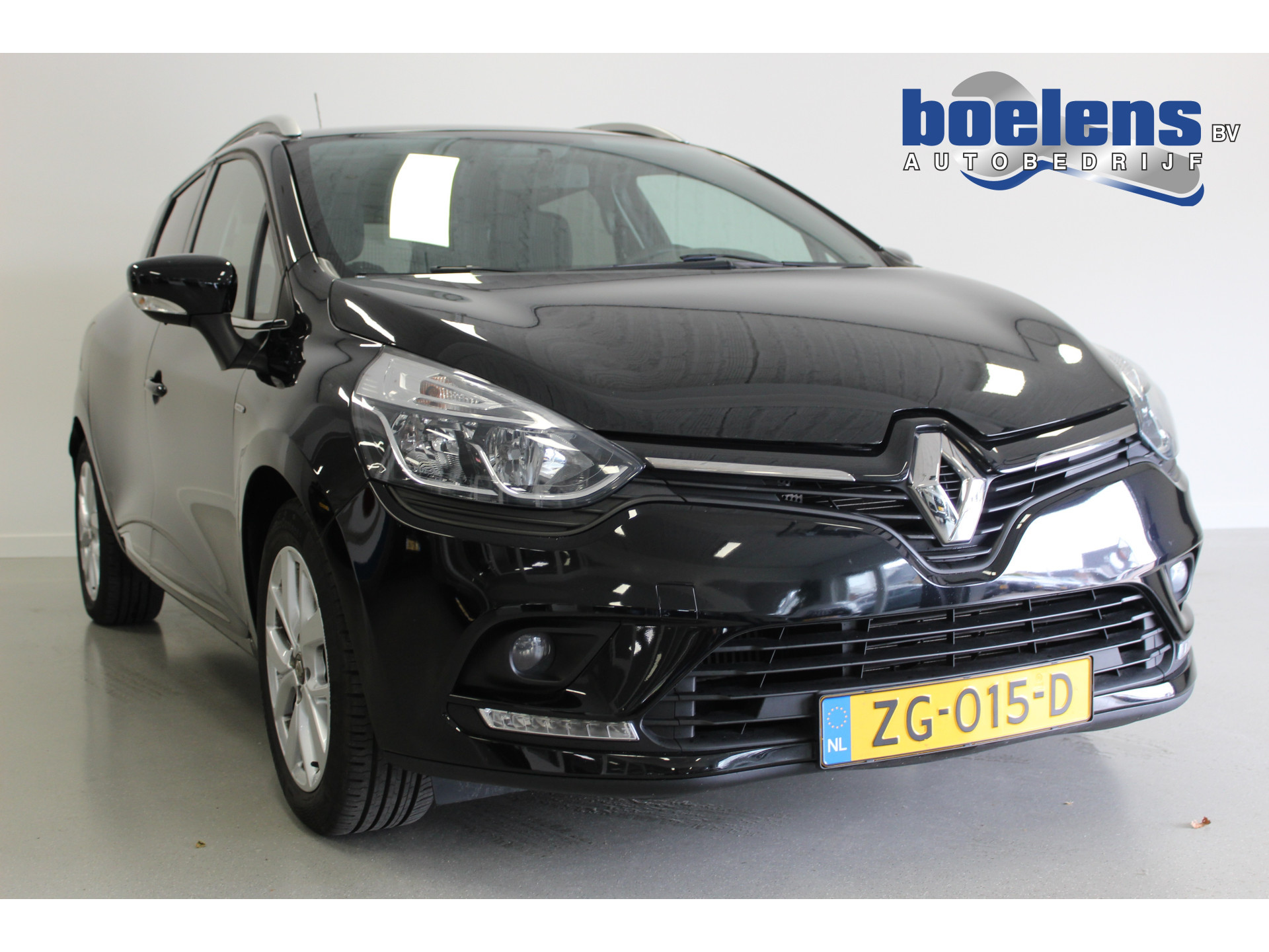 Estate 1.5 dCi Limited | NL-AUTO+N.A.P !!! | 16'LMV | NAVIGATIE | PDC-A | KEYLESS | CRUISE | AIRCO |