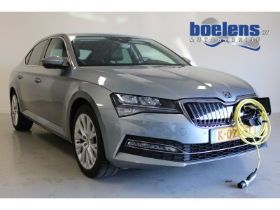 Škoda Superb 1.4 TSI iV Business Edition Plus | 18'LMV | CLIMA | STOEL-VERW | LED | PDC-V/A | KEYLESS | NAVI | CARPLAY |