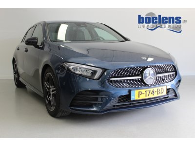 Mercedes-Benz A-Klasse 180 Business Solution AMG | 18'LMV | SFEER | PDC-V/A | CAMERA | CARPLAY | CLIMA | NAVI | D-GLAS | KEYLESS |
